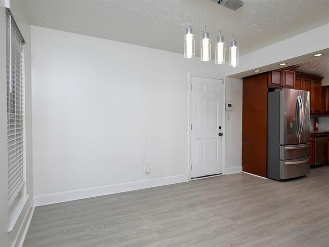 Building Photo - 2163 Heritage Trace Dr
