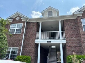 Building Photo - 2013 Silvercrest Dr