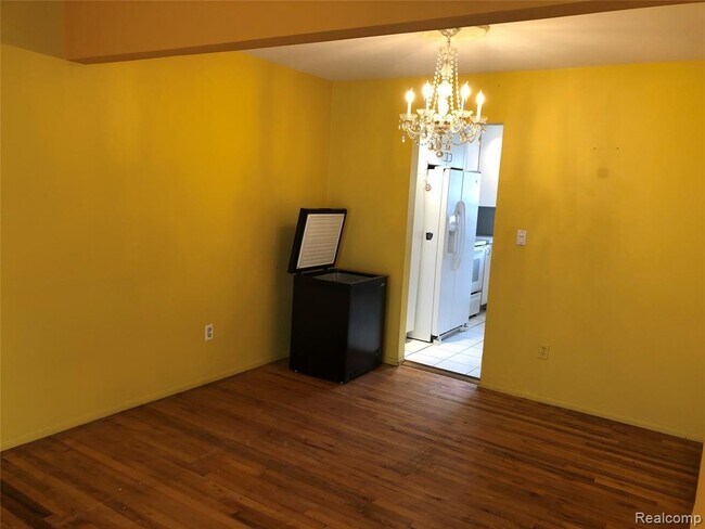 Building Photo - 19609 W 12 Mile Rd