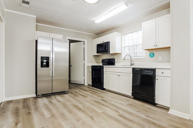 Foto del edificio - 1732 6th St NW