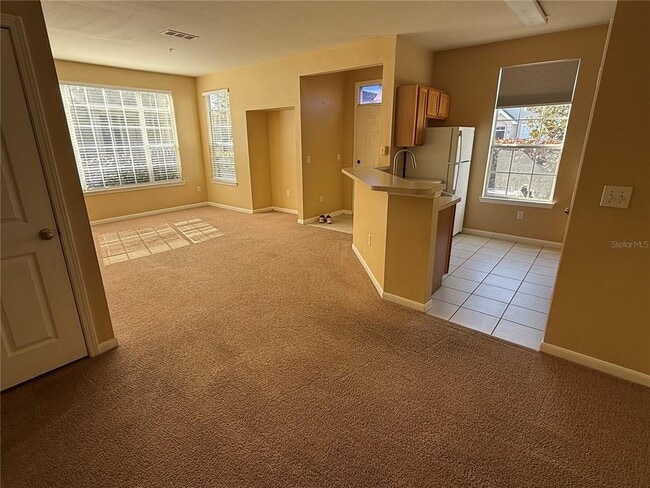 Building Photo - 8965 Lee Vista Blvd