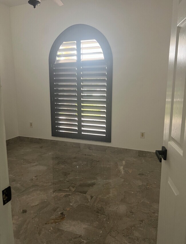 Foto del edificio - 18245 SW 228th St