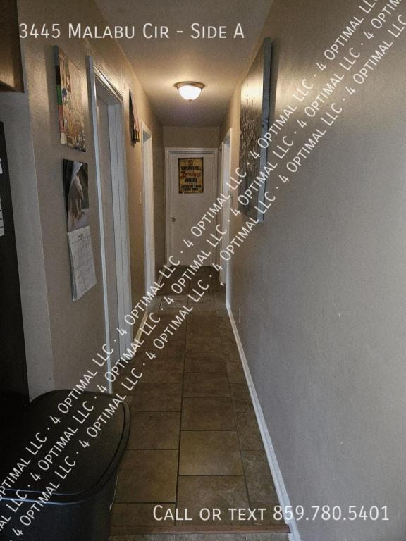 Building Photo - 3445 Malabu Cir