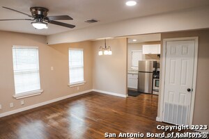 Foto del edificio - 415 Riddle St