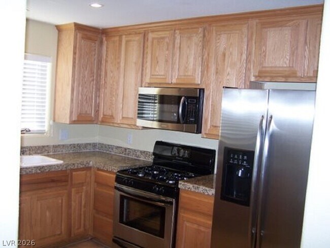 Foto del edificio - 6045 Aripeka St