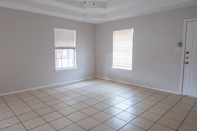 Foto del edificio - 1519 Orlando St