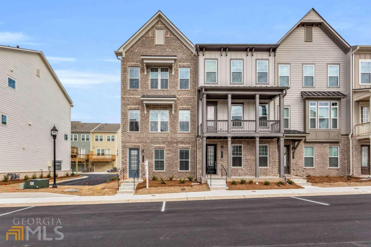 221 Spike Trl SE, Smyrna, GA 30080 Townhouse for Rent in Smyrna, GA