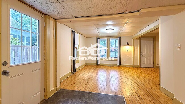 Foto del edificio - 528 E Walnut St