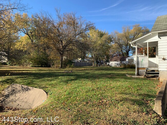 Building Photo - 2 br, 1 bath House - 1515 Calhoun St