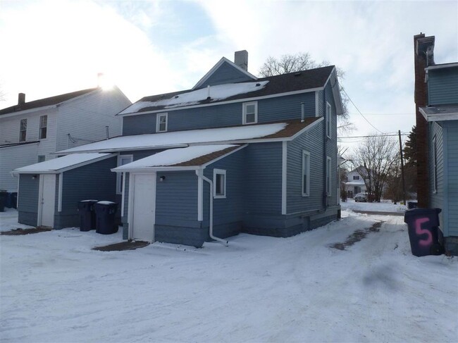 Building Photo - 205 S Catherine St