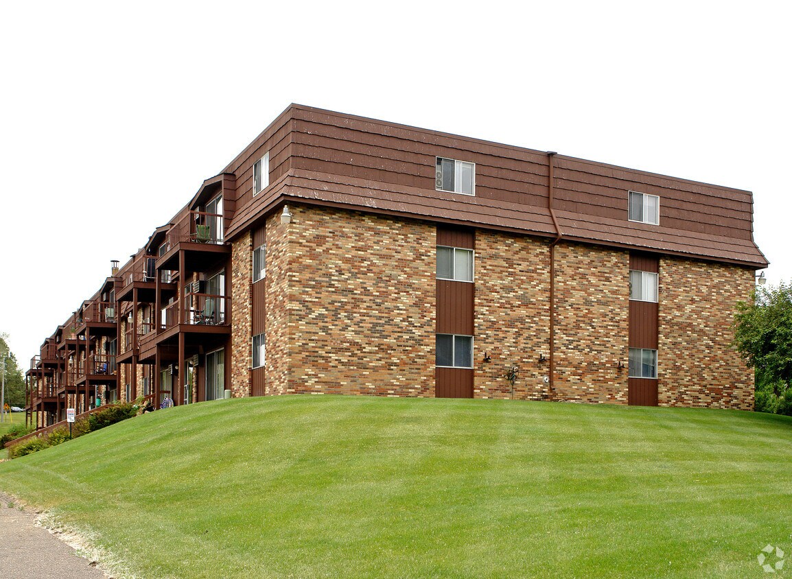 Foto principal - Westview Village Apartments
