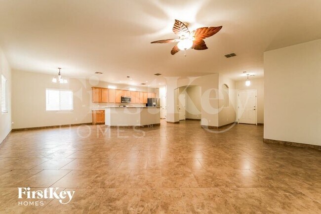 Foto del edificio - 7776 W Thelon Ct