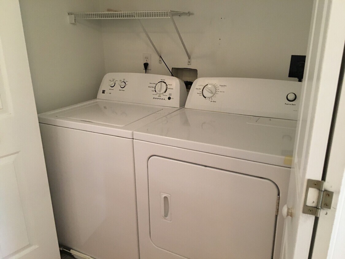 76 Glenridge Unit 76 Glenridge, Portland, ME 04102 Condo for Rent in