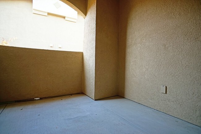 Building Photo - 501 Gibson Dr