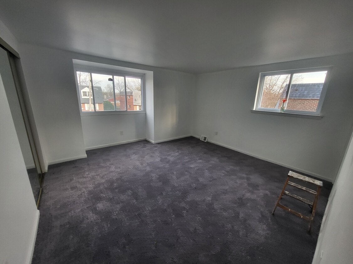 Master Bedroom - 1246 Rainer Rd