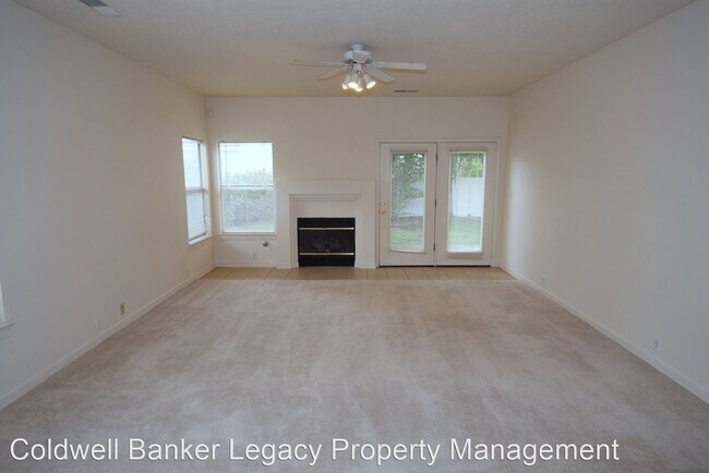 Building Photo - 3 br, 2 bath House - 1027 Salinas St. SE