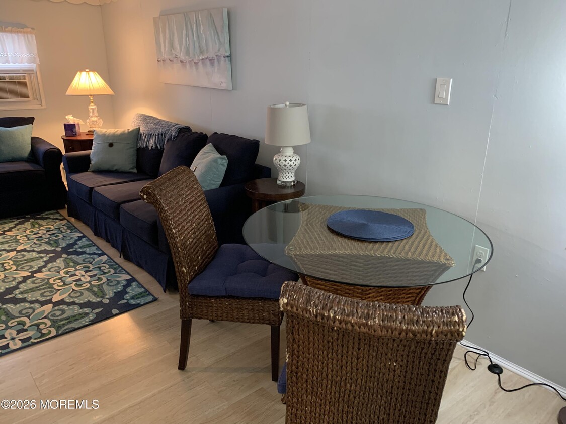 Building Photo - 600 Monmouth Ave