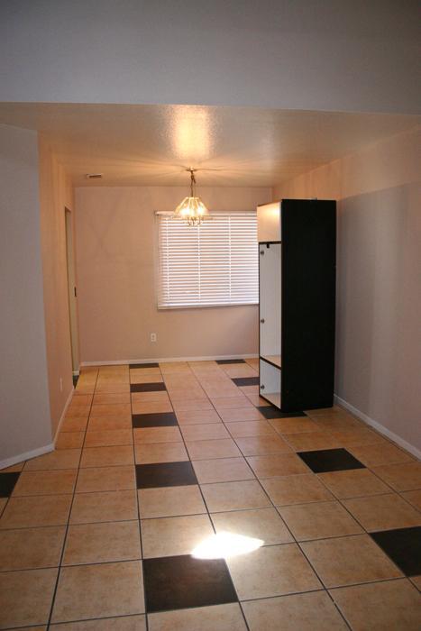 Building Photo - 12528 Santa Fe Trl