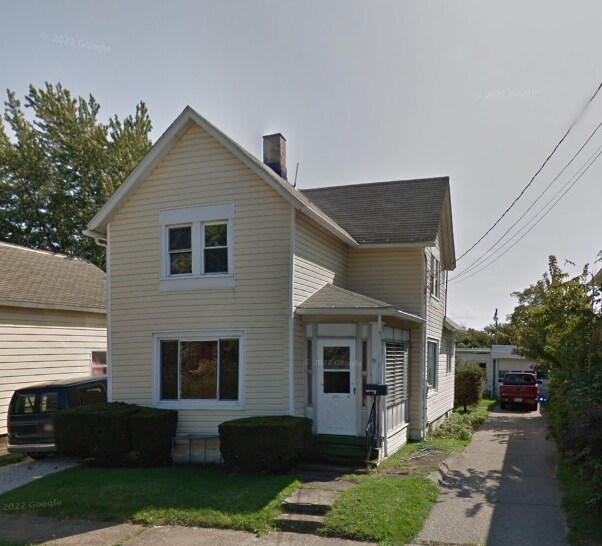 2204 Warfel Ave, Erie, PA 16503 House Rental in Erie, PA