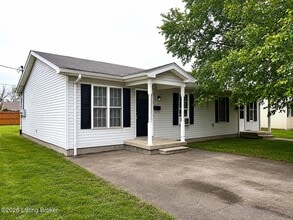 Building Photo - 254 E Davis St