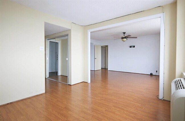 Building Photo - 7520 Hornwood Dr