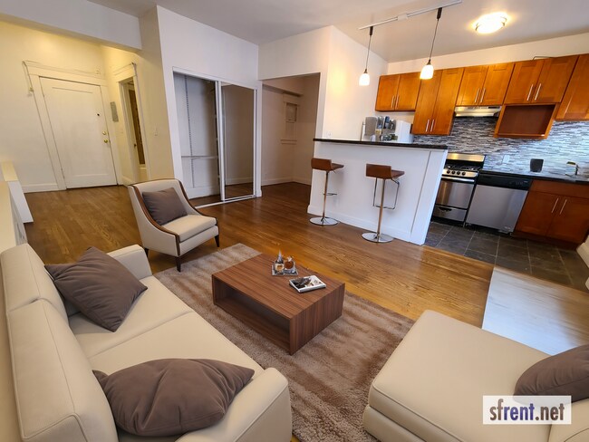 Foto del interior - Raymond Investments LLC.