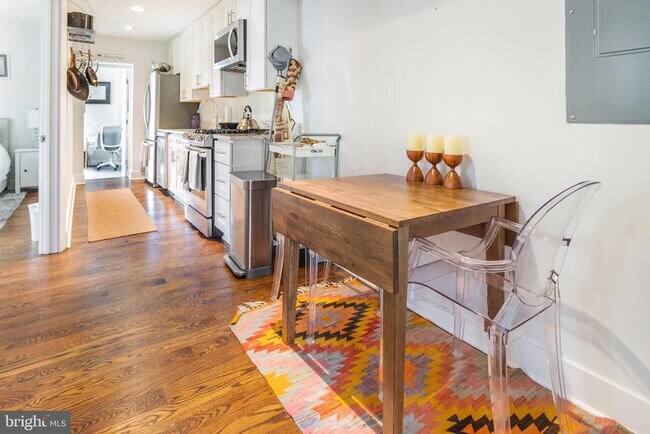 Foto del edificio - 1659 Holbrook St NE