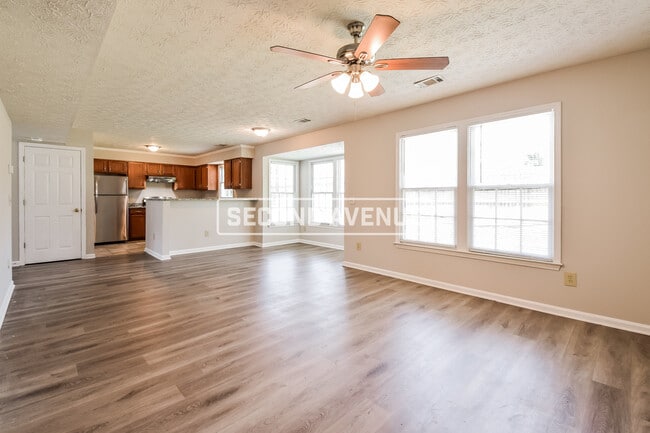 Building Photo - 5002 Penscot Way