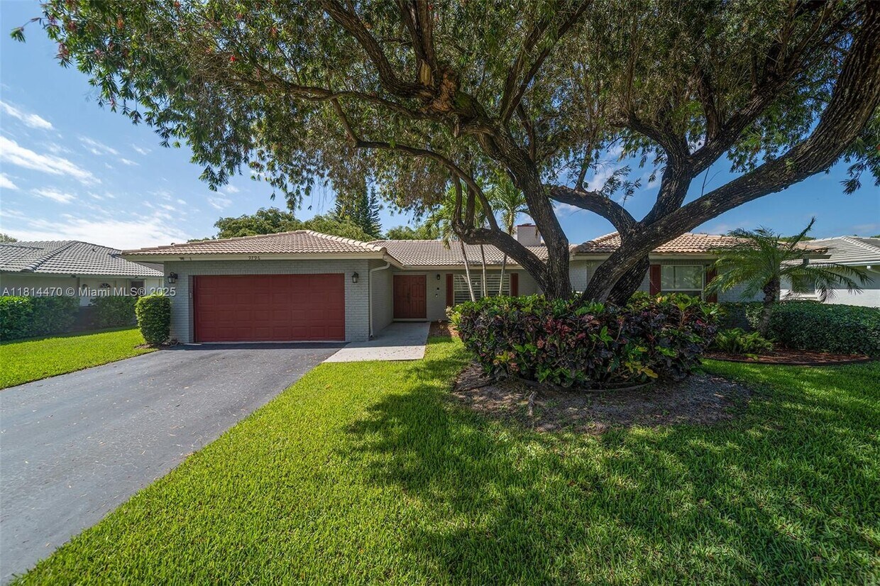 Primary Photo - 9796 NW 19th St