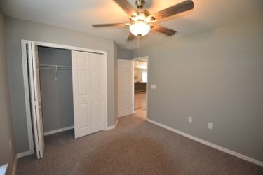 Building Photo - 3810 Willow Ridge Dr