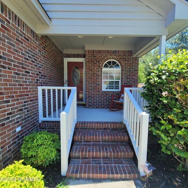 Building Photo - 7800 Cypress Island Dr