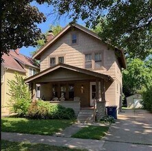 Building Photo - 815 Dewey Ave