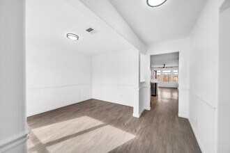 Building Photo - 11723 Downey Violet Ln