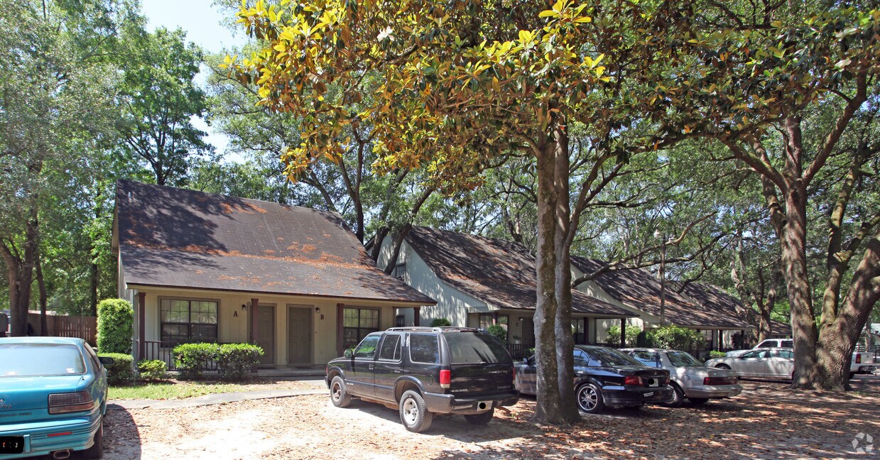 Building Photo - 1609 Olive Rd