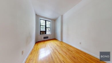 Building Photo - 158 E 82nd St