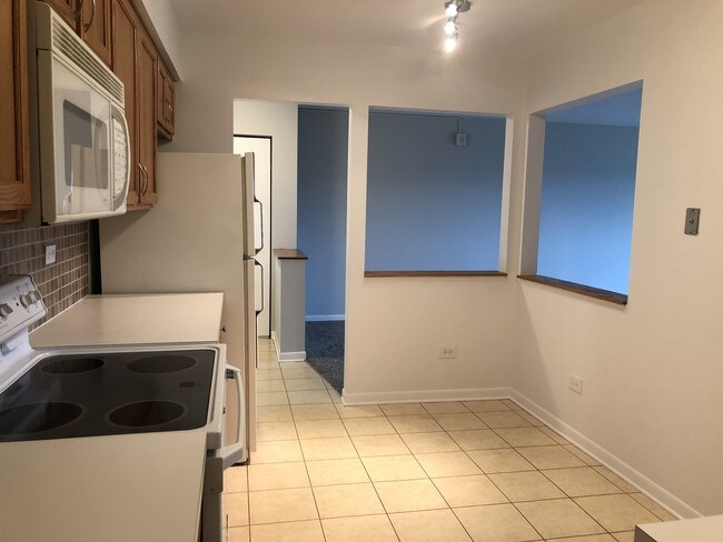 Foto del edificio - 2218 S Goebbert Rd