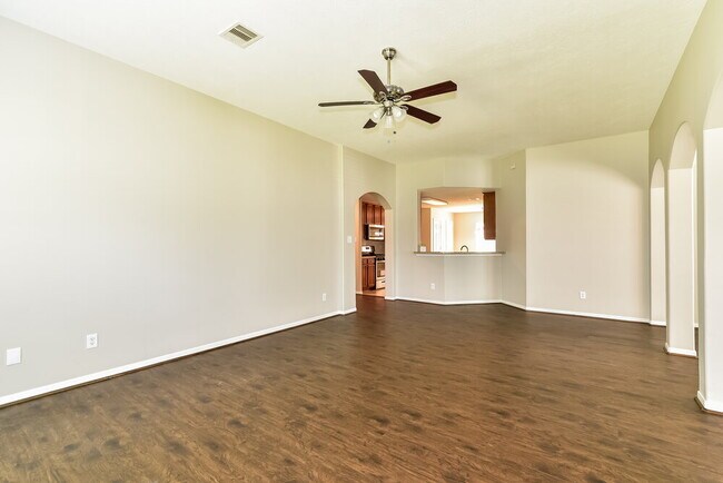 Foto del edificio - 3705 Burwood Ct