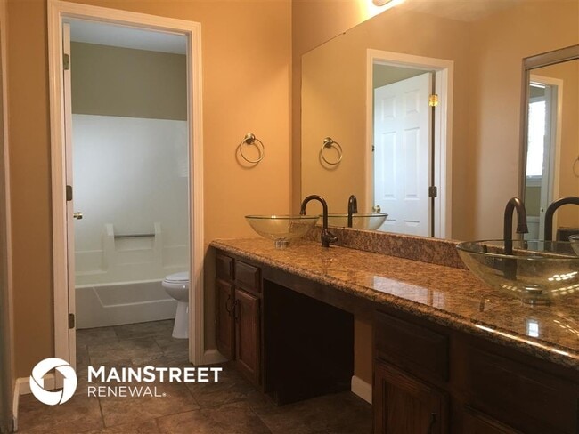 Foto del edificio - 14319 Riverfront Dr