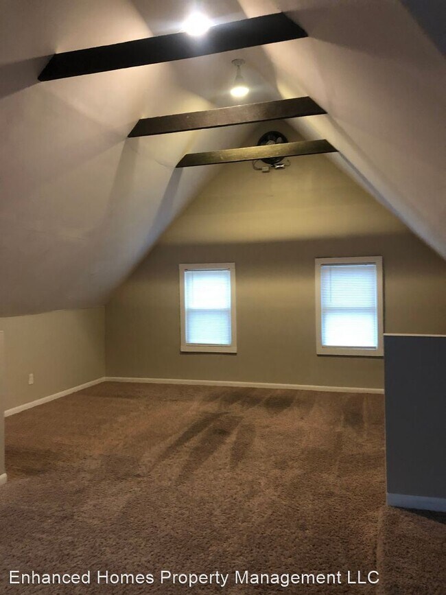 Building Photo - 5 br, 2 bath House - 443 39th St