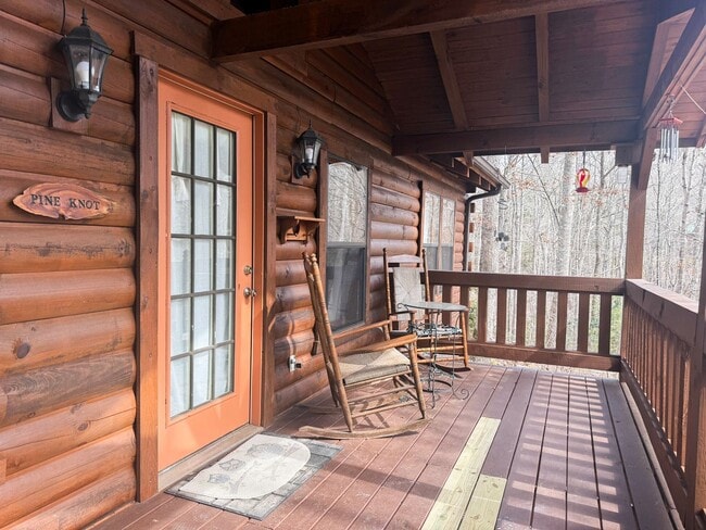 Building Photo - Fully Furnished 2-Bedroom Log Cabin with Porches in Monterey