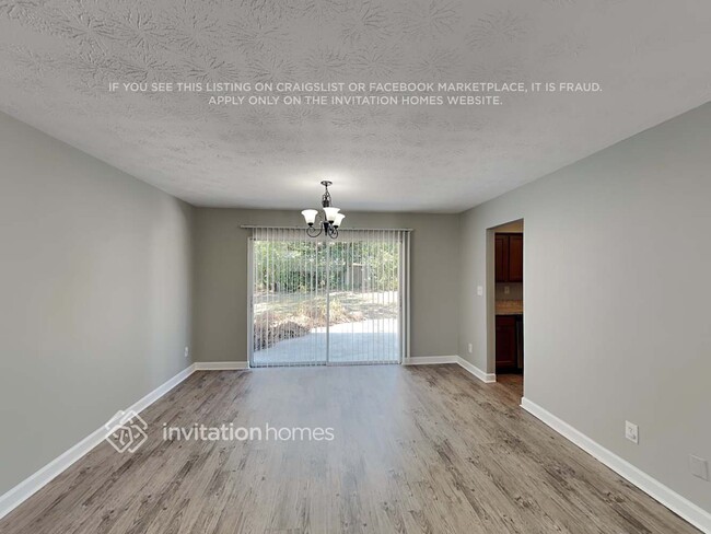 Foto del edificio - 4633 Waverly Ln