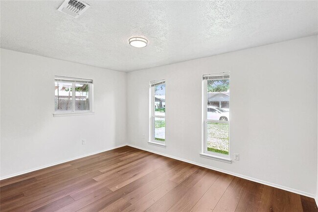 Foto del edificio - 11414 Montverde Ln