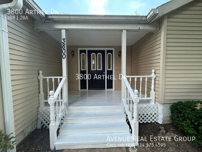 Foto del edificio - 3800 Arthel Dr