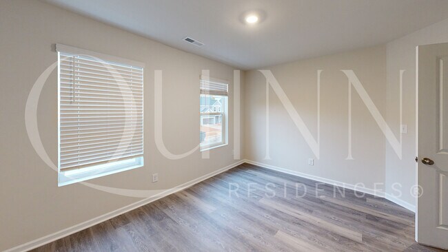 Building Photo - 161 Almaden St