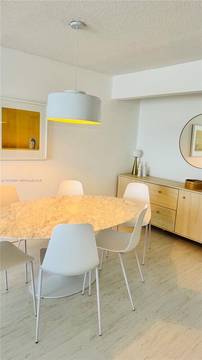 Foto del edificio - 1775 Washington Ave