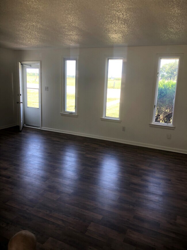 Foto del edificio - 2917 W County Road 400 N