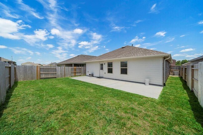 Building Photo - 24107 High Country Dr