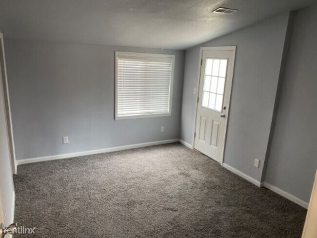 Building Photo - 5 br, 3 bath House - 5609 E Minnesota Dr