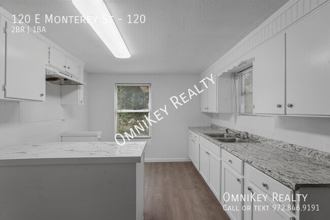 Foto del edificio - 120 E Monterey St
