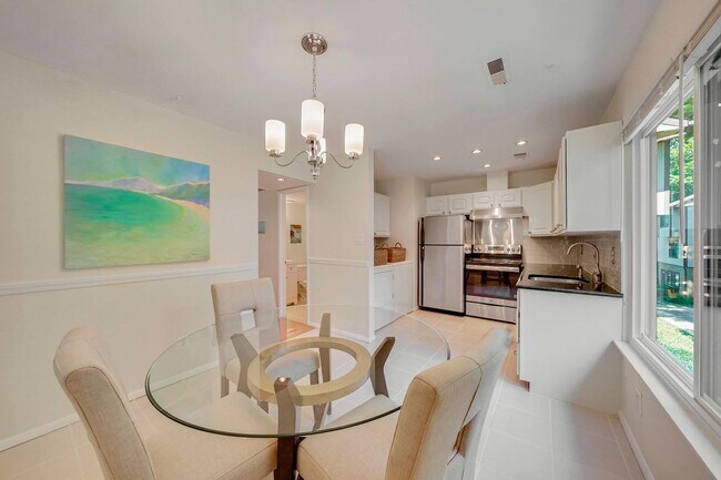 Foto del edificio - 1701 Westwind Way